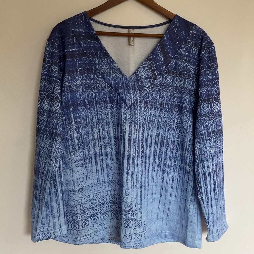 Blue V-Neck Long Sleeve Top